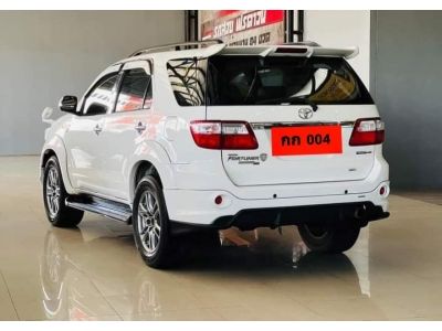 TOYOTA FORTUNER 3.0 TRD 4WD SPORTIVO A/T ปี 2010 รูปที่ 3